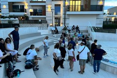  A Trani torna l' «Agorà» con Tranensis: l'estate si accende di poesia e riflessione nel cuore della comunità