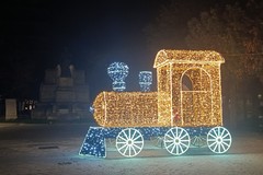 Trani e "Le Vie del Natale": un inizio settimana tra arte di strada, teatro e magia circense