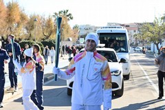 Il Sindaco di Trani e il CONI abbracciano la Fiamma Olimpica