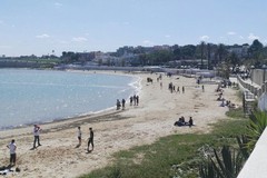Pulizia straordinaria della spiaggia di Colonna