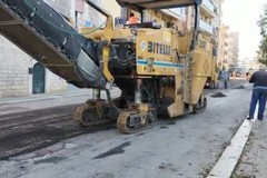 "StradaXStrada": fresatura  in via Cappuccini per migliore viabilità e sicurezza