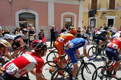 Giro d'Italia, tutta l'emozione di Trani in pochi minuti