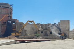 Demolizione ex Angelini, Legambiente: «Un pezzo di storia della città arriva a compimento»