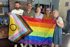 A Trani il dialogo sui diritti della comunità LGBTQIA+ richiama cittadini e associazioni
