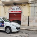Tentato furto in un negozio di via Barisano da Trani