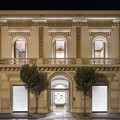 Palazzo Pugliese a Trani spalanca le sue terrazze alla bella stagione con atmosfere da Ville Lumiere