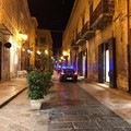 Musica e assembramenti in piazza Longobardi: intervengono le forze dell'ordine