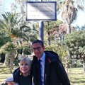Laura Escalada in Villa per inaugurare la targa dedicata a suo marito Astor Piazzolla