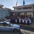 I giovani studenti incontrano la Polizia di Stato per promuovere la cultura della legalità