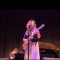 Jazz e dintorni, Chiara Civello incanta il pubblico del Teatro Impero