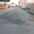 Camion perde olio: chiuso il ponte di via Papa Giovanni