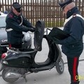In Vespa senza patente, arrestato un sorvegliato speciale tranese