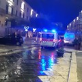 Lunga scia di olio invade via Mario Pagano, ferito un pedone