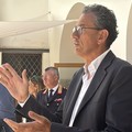 Editoriale - Scusate il disturbo | L'ultimo brindisi a uffici chiusi: Amedeo Bottaro saluta i  "suoi " dipendenti tra lacrime, ironia e un patto di pazienza per il futuro