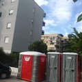 Bagni chimici in piazza Madre Teresa di Calcutta, il M5S si fa voce della rabbia dei residenti