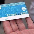 Bike sharing, la prima card acquistata da un ragazzo marocchino