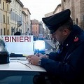 Ruba borsa in un locale: preso dai Carabinieri
