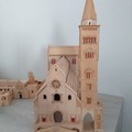 Riproduce in legno la Cattedrale di Trani: l'autore è Domenico Tortosa