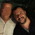 Sorrisi e abbracci: il selfie shock tra Salvini e il boss tranese Salvatore Annacondia