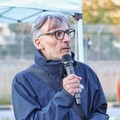 Marco Galiano tra la gente: “Non fuggiamo dai problemi, uniamo i puntini per costruire il futuro”