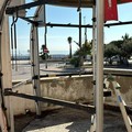 Avviata la demolizione del chiosco in piazza Marinai d'Italia