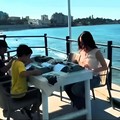 Fondazione S.E.C.A. Trani | "Lettere dalla Spiaggia ", torna al Lido Colonna il laboratorio di scrittura con le storiche macchine Olivetti