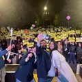 Piazza Quercia pronta ad accendersi: Marinaro chiude la campagna elettorale con una grande festa