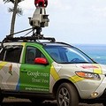 Passa Street view: sorpreso a far pipì in campagna