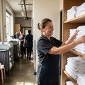 Governante: il cuore operativo che dà forma al soggiorno
