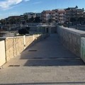 Lido Marechiaro, disinstallati i paletti alla rampa di accesso