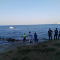 Bagnante viene scambiata per morta: falso allarme sul lungomare di Trani