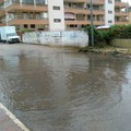 Via Città di Milano, con la pioggia ritornano gli allagamenti