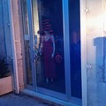 Tentano furto in negozio, ma arriva la vigilanza