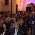 Il piccolo commercio finanzia la cultura, ma per I Dialoghi di Trani «solo briciole»