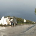 Pioggia e anche la neve sul mercato di Trani: niente da fare anche oggi