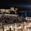 Oltre mille presenze per la Notte delle Lanterne a Trani: l'eccellenza enogastronomica nell'incanto di Piazza Duomo