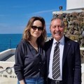 Francesca Neri sul mare azzurro di Trani