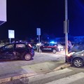 Incidente su via Falcone, coinvolte due automobili