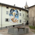 In Trentino il murales del tranese Alessandro Suzzi:  "La terra si fa bella e dice sì al cielo "