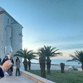 Grande successo per “Rosati al Tramonto” a Trani: i vini rosati di Puglia protagonisti ai piedi della Cattedrale
