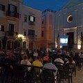  "E...state con Enzo ": domenica in piazza Tomaselli la proiezione di  "Ass de mazze " con Enzo Guacci