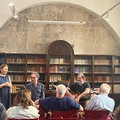 Il ricordo dell’artista e musicista Michele L. Straniero riapproda nella sua amata Trani