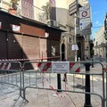 Trani, un tratto di via Mario Pagano resta chiuso: rischio di nuovi cedimenti