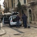 Tenta il furto di una Fiat 500 in zona Porto ma rimane a piedi