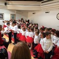 Il Natale delle scuole Rodari e D'Annunzio in biblioteca in un clima di inclusione e multiculturalità