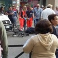 Investito ciclista in via De Robertis, trasportato in ospedale