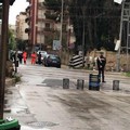 Cade sbarra del passaggio a livello: l'intervento dei Carabinieri evita incidenti