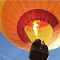 Trani in mongolfiera, da oggi fino a domenica in Piazza Duomo