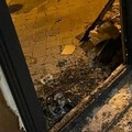 Fiamme in via Umberto: semidistrutta l'agenzia  "NeverMind Studio "