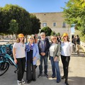 Trani inaugura il bike sharing: 200 biciclette per muoversi tra i 13 Comuni della Puglia Imperiale